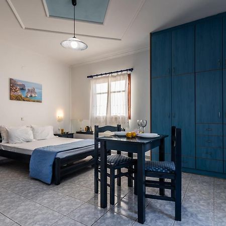 Kleo΄S Appartment Adamantas Eksteriør billede
